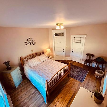 Laurel River Club Bed & Breakfast Or Lrcbnb Dryfork Esterno foto