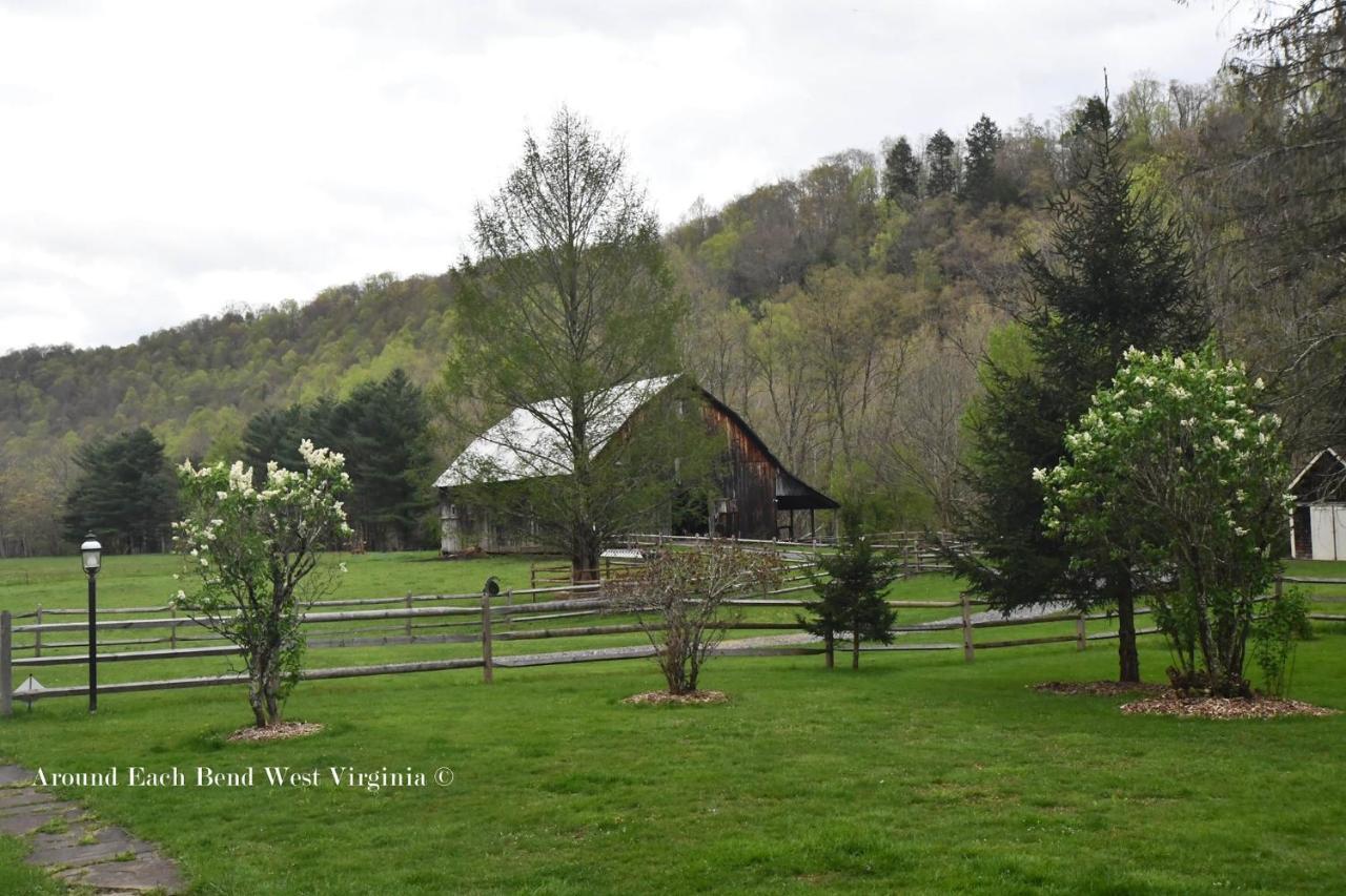 Laurel River Club Bed & Breakfast Or Lrcbnb Dryfork Esterno foto