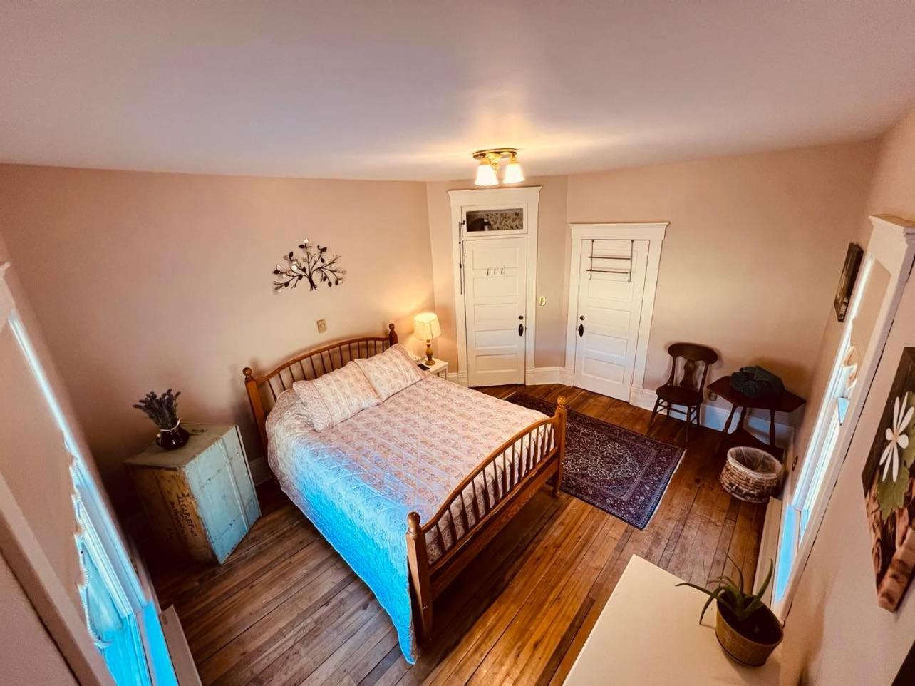 Laurel River Club Bed & Breakfast Or Lrcbnb Dryfork Esterno foto