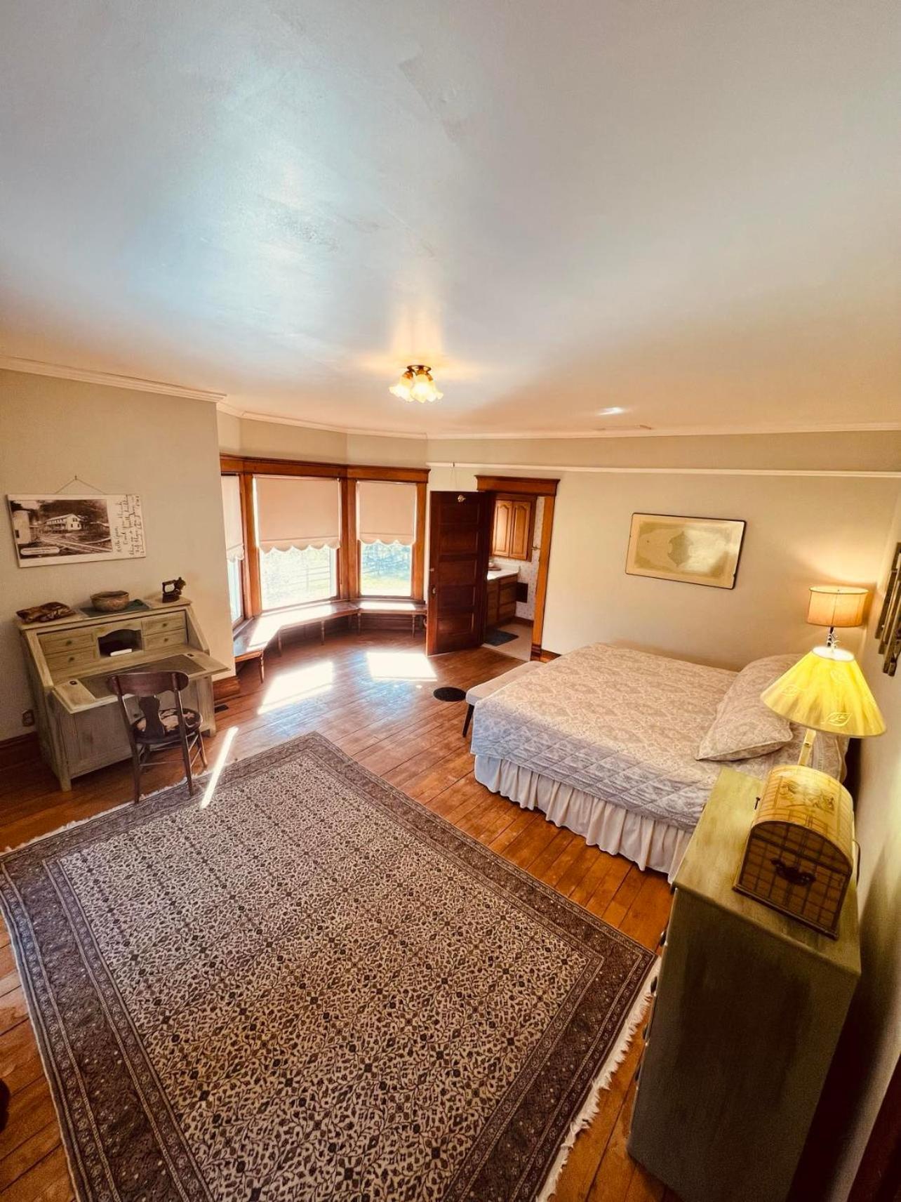 Laurel River Club Bed & Breakfast Or Lrcbnb Dryfork Esterno foto